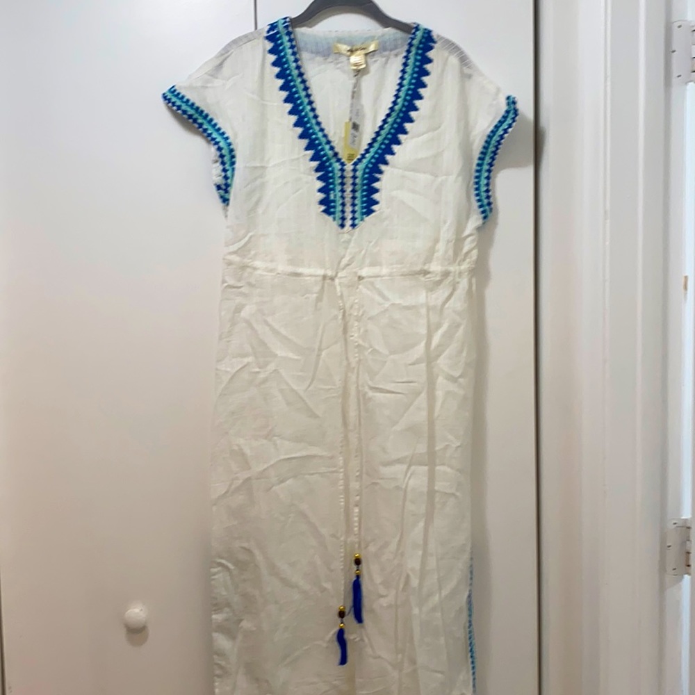 Women’s cover up white dress size M brand new